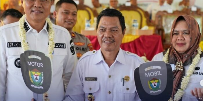 ngantor di desa 2025-07-05 074957