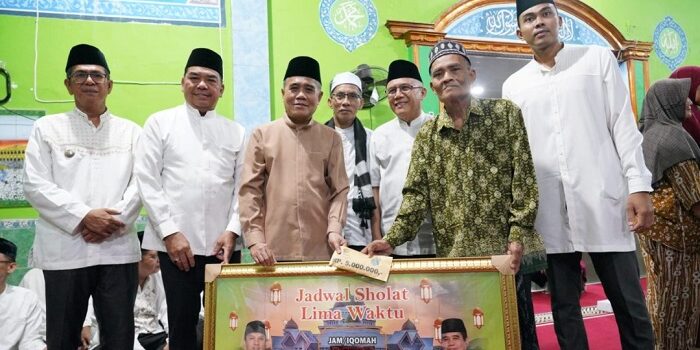 safari-ramadhan-di-indralaya-selatan-wabup-ardani-pererat-silaturahmi-dengan-warga